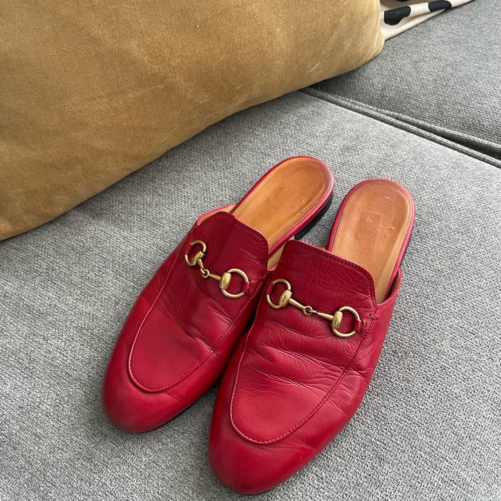 Gucci Women’s Princetown Slipper Horsebit Accent Leather Mules Size 7.5 Red
